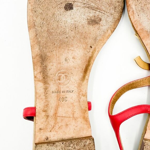 Chanel Interlocking CC Logo Rouge Leather Sandals EU 40C - Picture 8 of 12